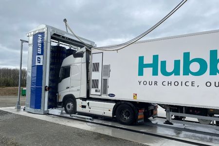 Portique de lavage poids lourds sur aire de lavage des transports HCLS