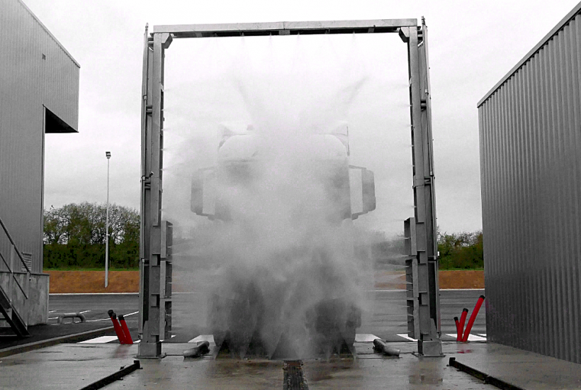 lavage-camion-arche-haute-pression