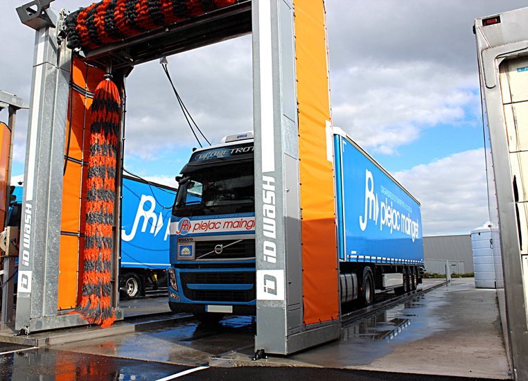 lavage-poids-lourds-camion-transports-piejac-maingret.jpg Lavage poids lourds camion transports piejac maingret
