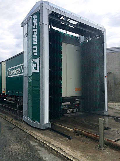 Lavage poids lourds nettoyage camion transports vignaud