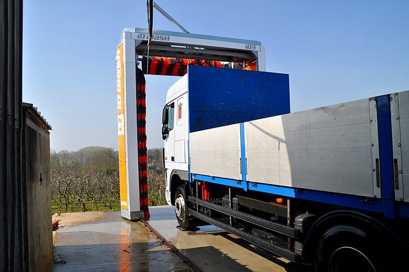 portique-lavage-camion-transports-gillois.jpg Portique lavage camion transports gillois