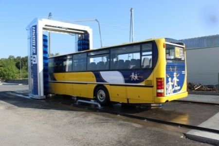 Création d'une piste de lavage poids lourd