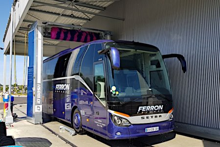 station de lavage pour bus